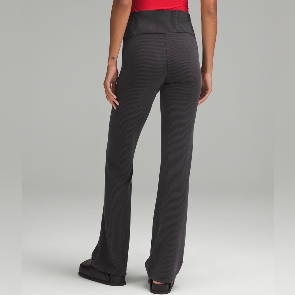 Like New Lululemon Athletica Ribbed Softstreme Flared Leg Pant, Black/Dk. Gray 8 - Picture 3 of 13